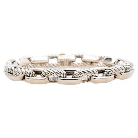 gold bracelet similar to david yurman madison
